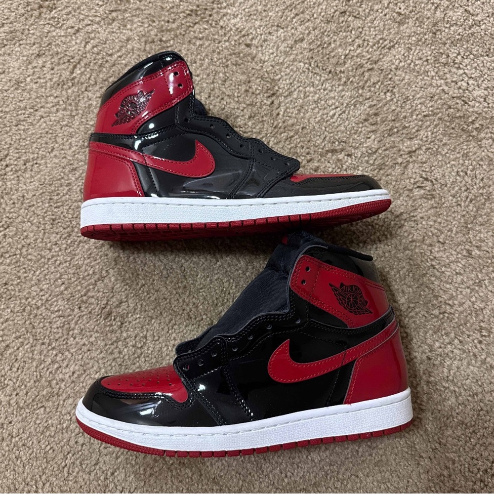 Air Jordan 1 Retro High OG Patent Bred